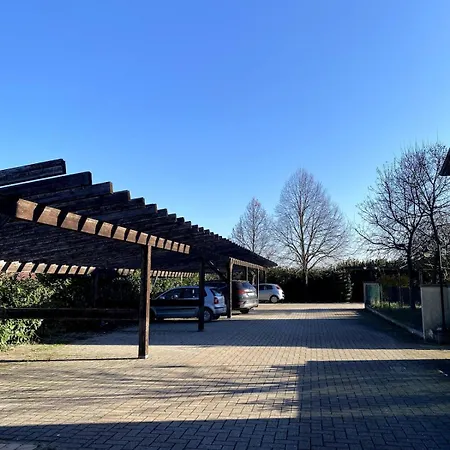 Apartment Grenier Blanc2 Elegante Mansarda San Vicenzo di Galliera