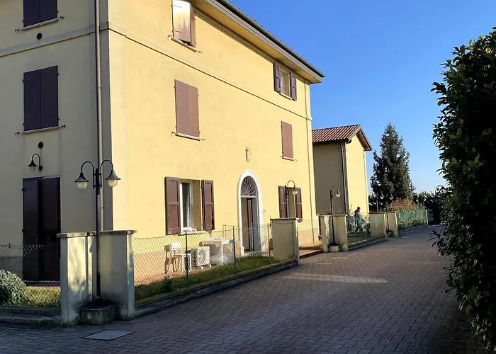 Appartement Grenier Blanc2 Elegante Mansarda San Vicenzo di Galliera