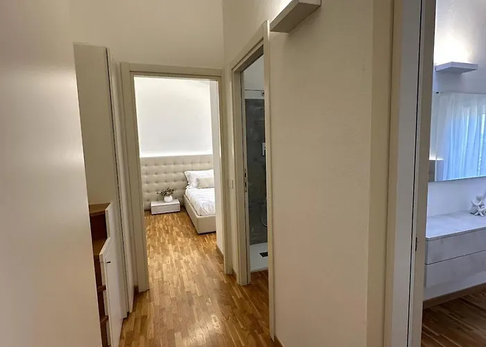 Grenier Blanc2 Elegante Mansarda *