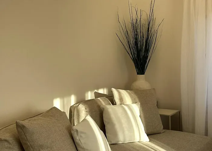 Grenier Blanc2 Elegante Mansarda 3 5 Ospiti